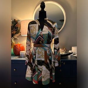 Beautiful v neck and long sleeve dress✨